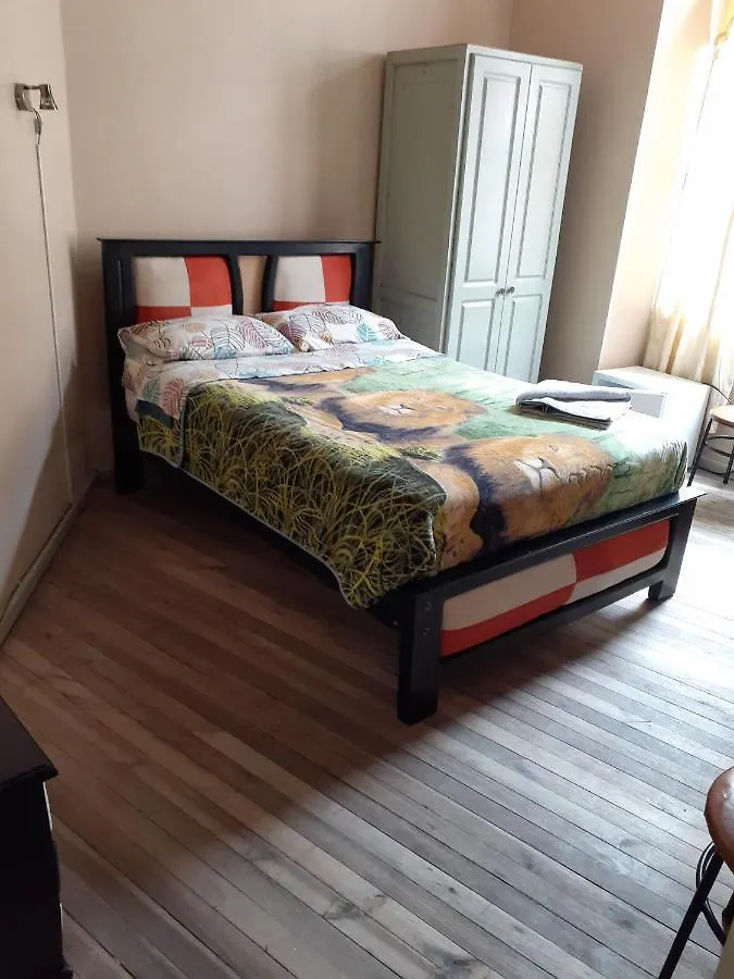 Hostel Hostal Mediodia Quito Ecuador