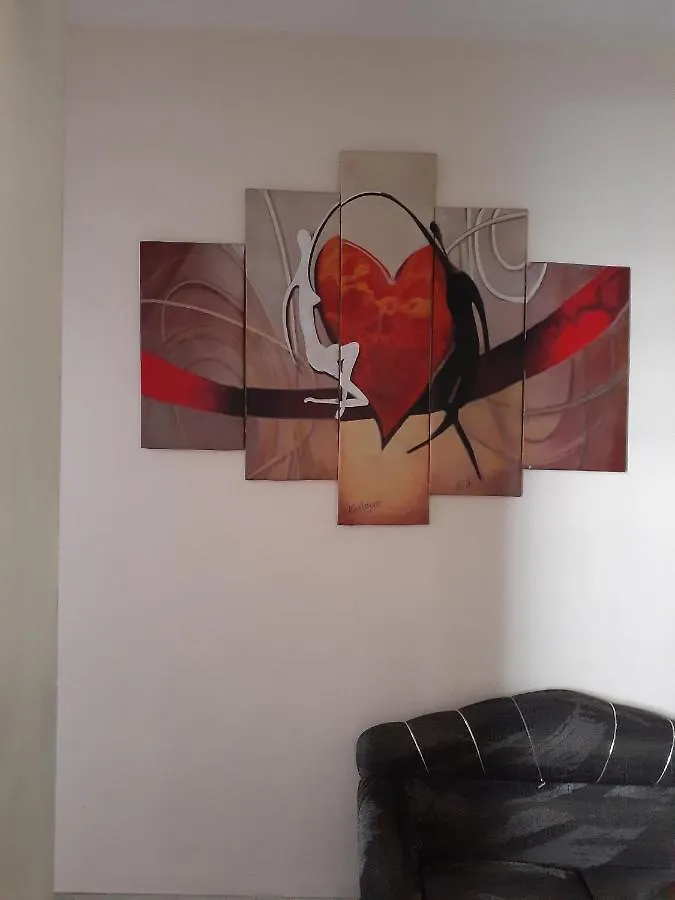Hostal Mediodia Quito Hostel